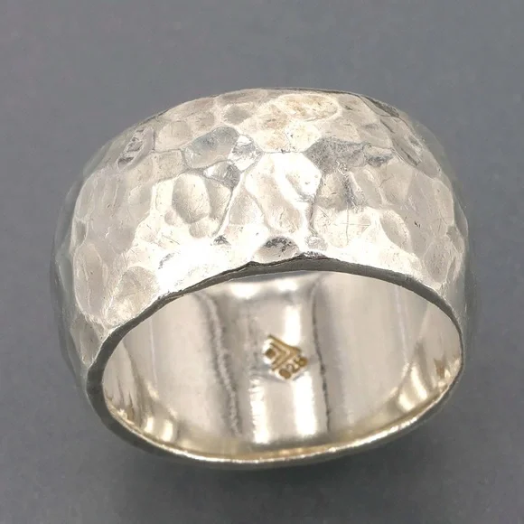 Silpada Vintage Heavy Hammered 
Sterling Silver Wide Band Ring Size 8 - Picture 6 of 8